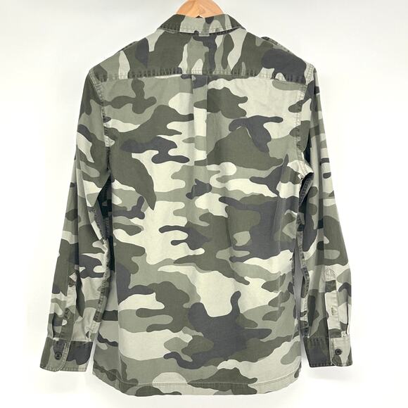 Gap Classic Fit Camo Long Sleeve Button Up Shirt Mens Medium Military Army Green - Picture 3 of 9